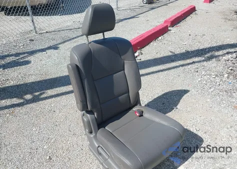 2014 Honda Odyssey Touring/Touring Elite из США, поврежденный, VIN 5FNRL5H98EB095382